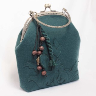 Borsa in lana con chiusura in metallo