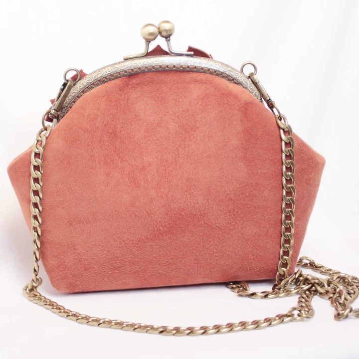 Custodia in pelle per telefono e occhiali